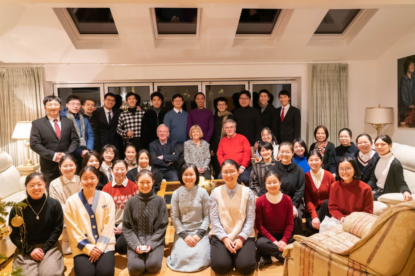 校長邀請學院師生員工聚餐